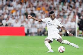 中场球员在 中场球员在